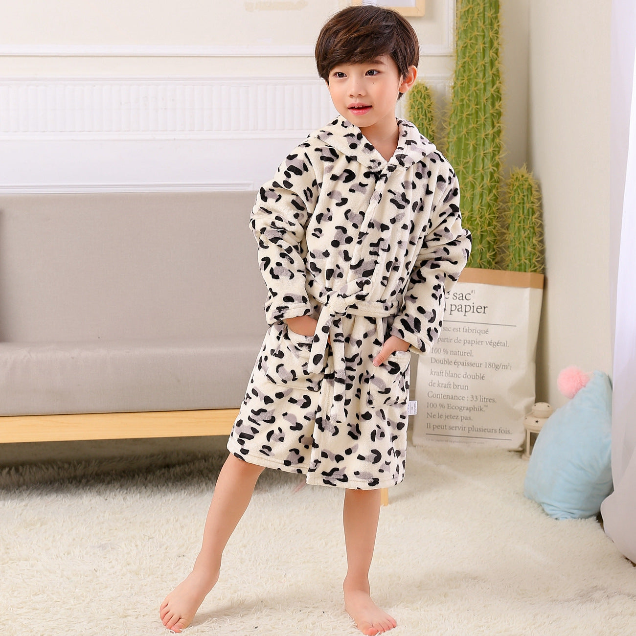 New Children's Clothing Home Clothes Male And Female Baby Bathrobe Cartoon Flannel Hooded Children's Nightgown